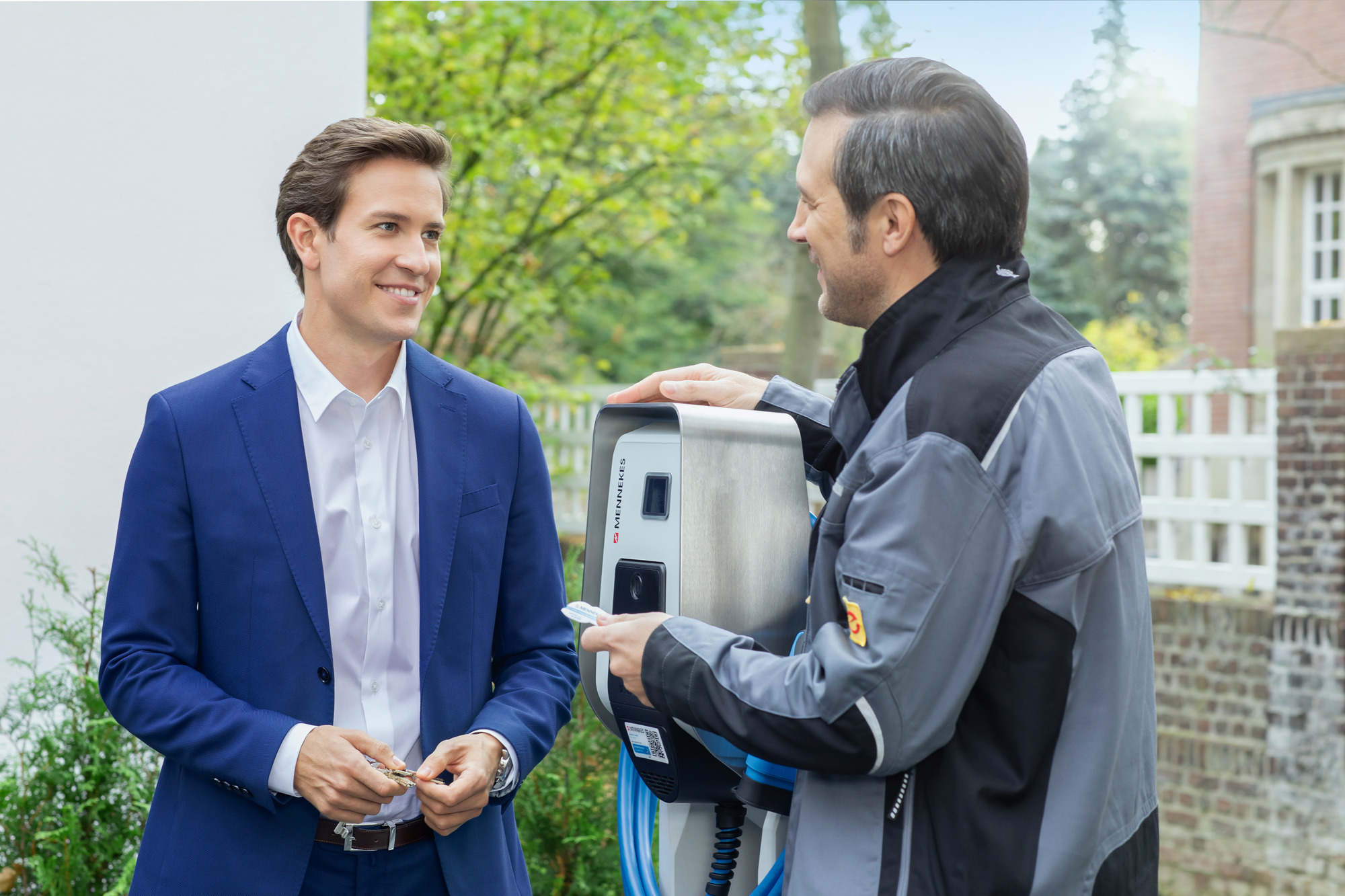Installateur erklärt MENNEKES Wallbox 