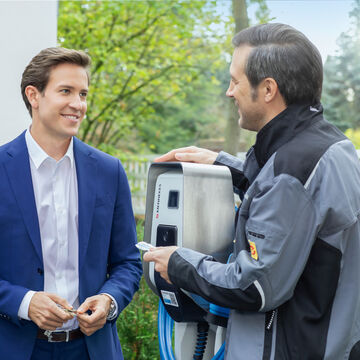 Installateur erklärt MENNEKES Wallbox 